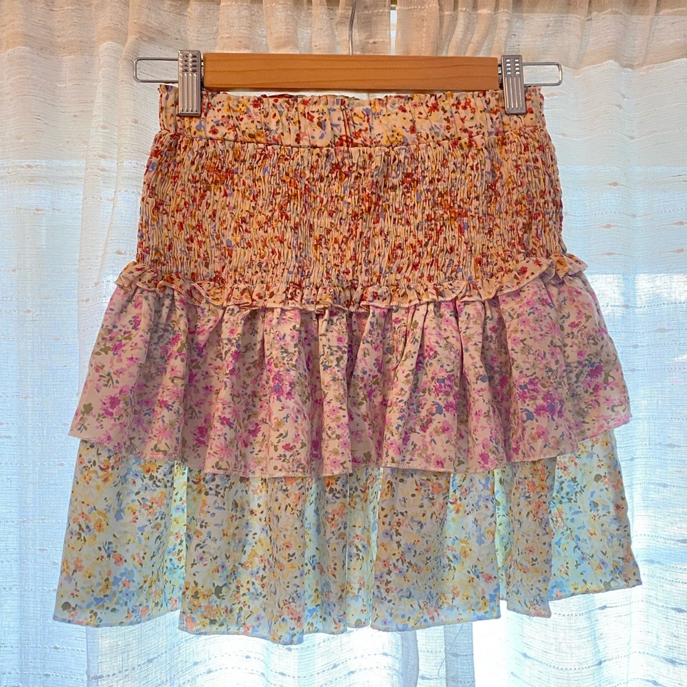 Mixed Floral XS Tiered Mini Skirt